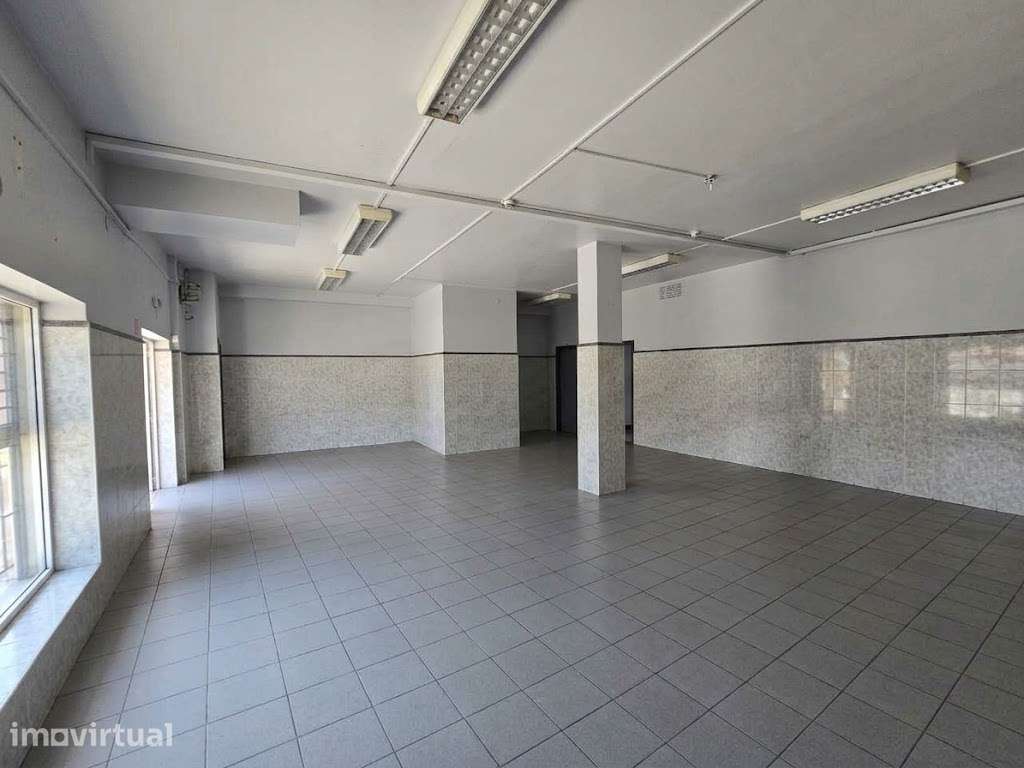 Excelente Oportunidade de Negócio em Porto Salvo (Oeiras) – Talaíde - Grande imagem: 4/10
