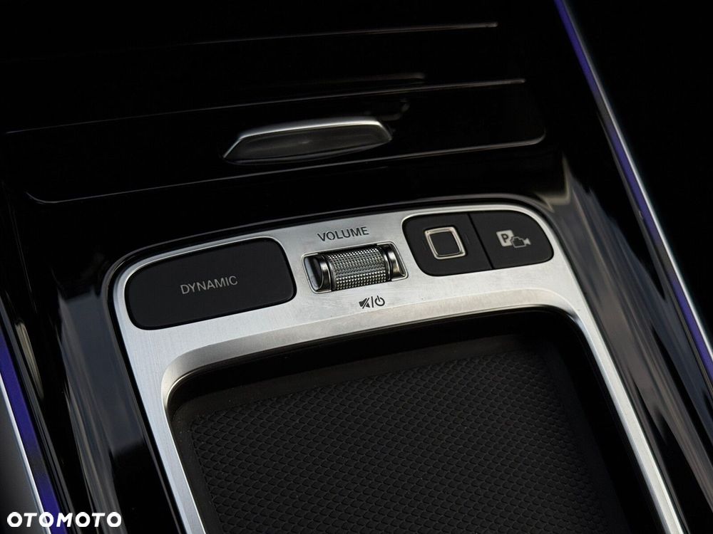 Mercedes-Benz GLB 200 AMG Line 7G-DCT - 22