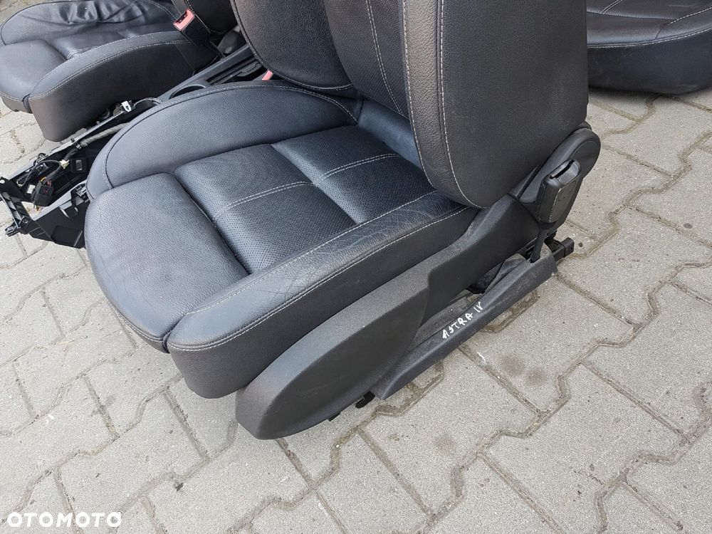 OPEL ASTRA 4 IV J HB FOTELE SKÓRZANE KANAPA 5D - 9