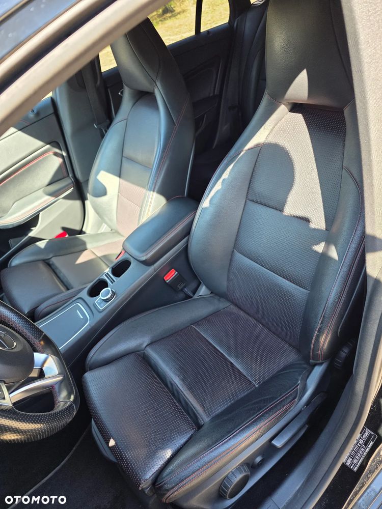 Mercedes-Benz CLA 220 (CDI) d 7G-DCT AMG Line - 9