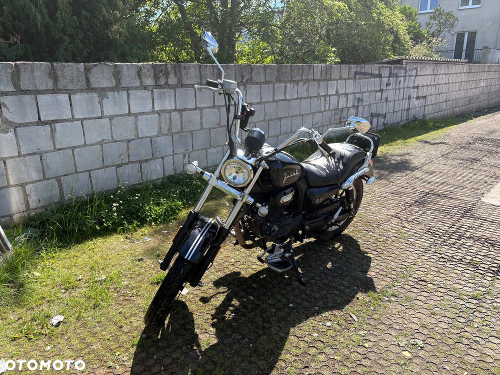Junak M12 - 1