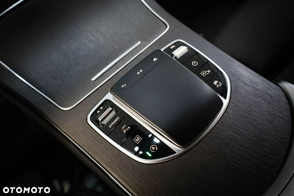 Mercedes-Benz GLC - 20