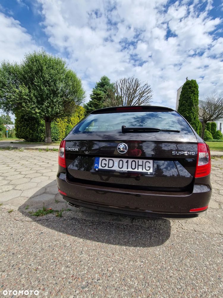 Skoda Superb 2.0 TDI Active - 24