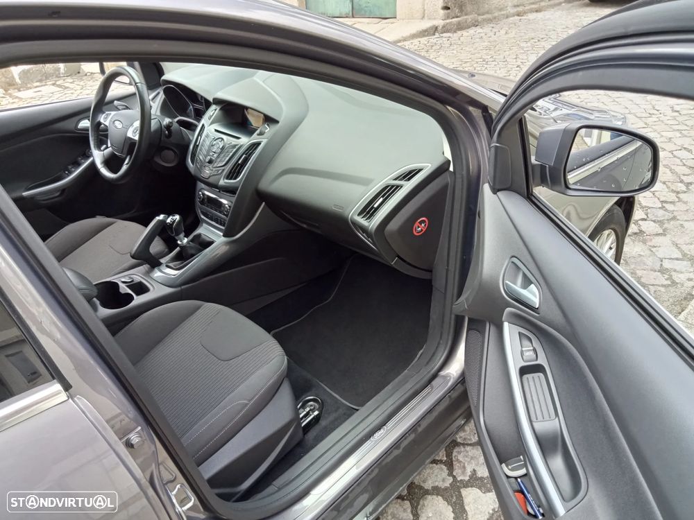 Ford Focus - 7