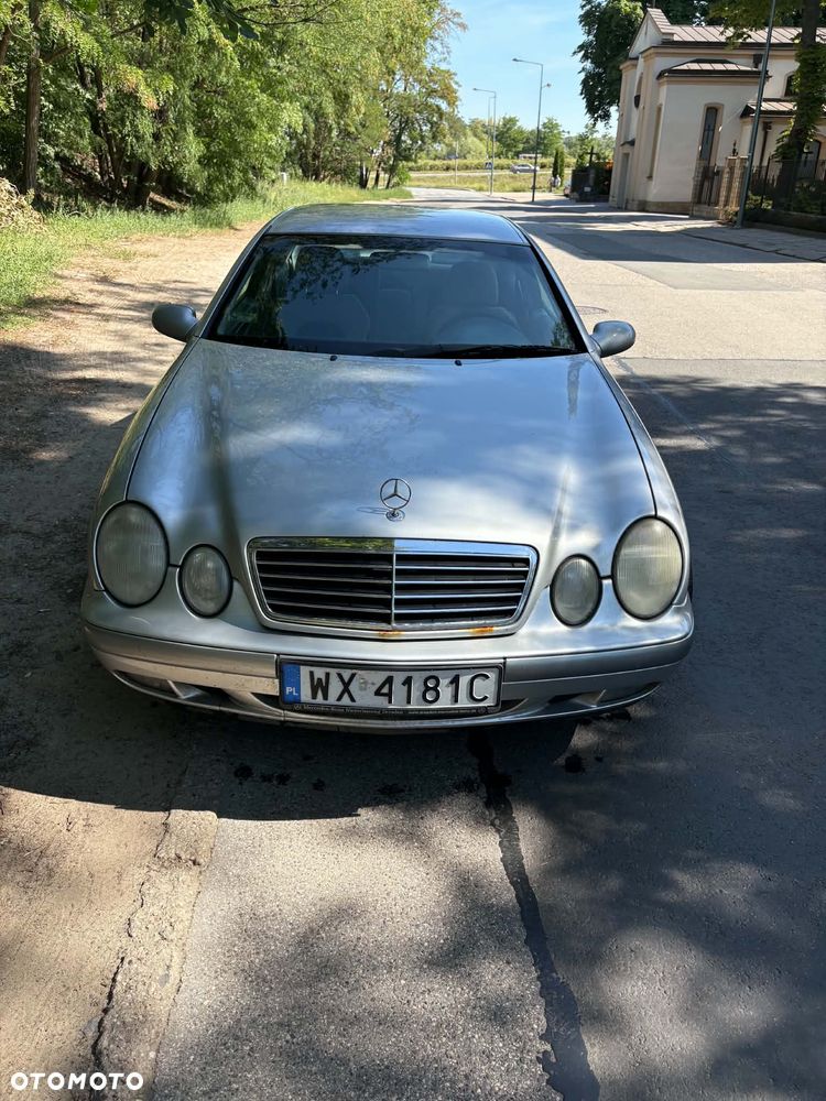 Mercedes-Benz CLK 200 - 13