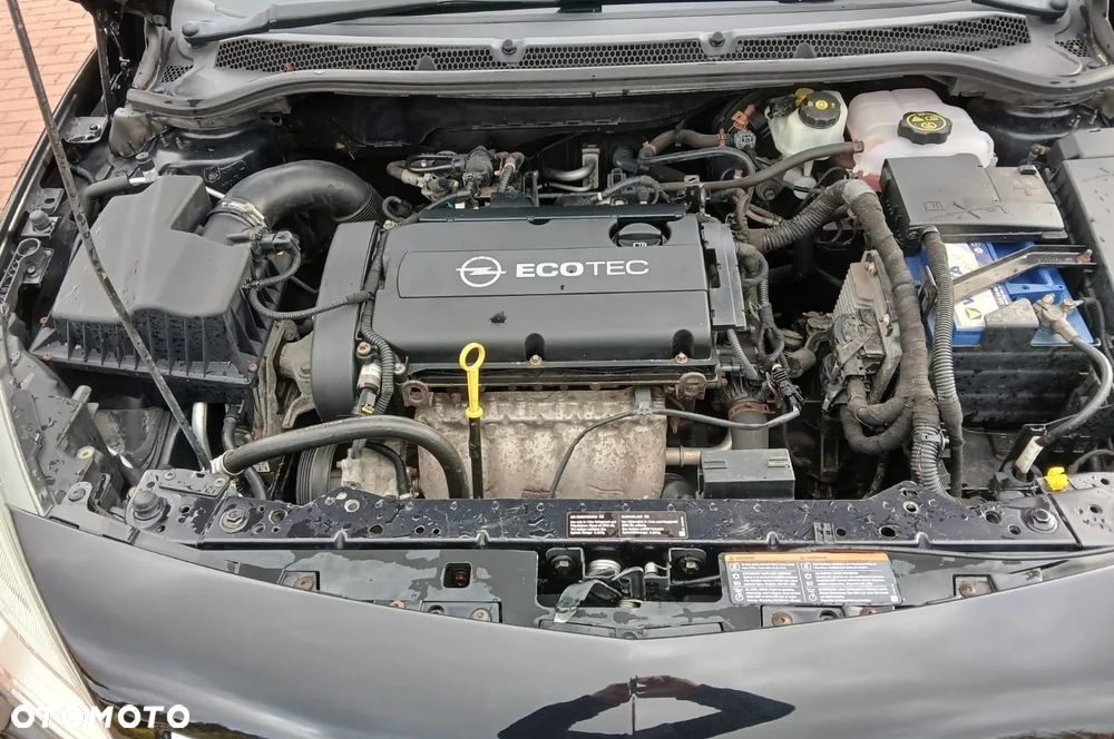 Opel Astra 1.6 - 10