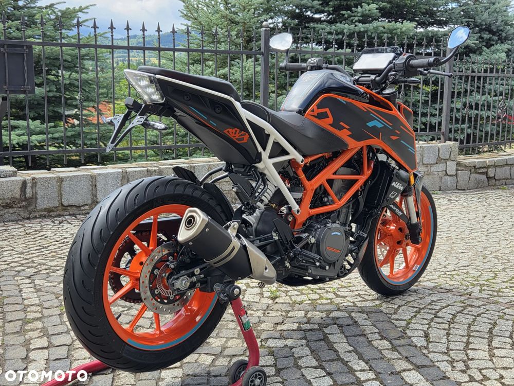 KTM Duke 390 - 4