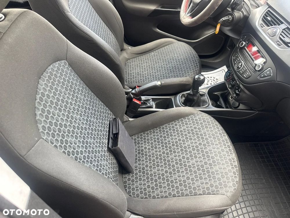 Opel Corsa 1.4 Essentia - 24