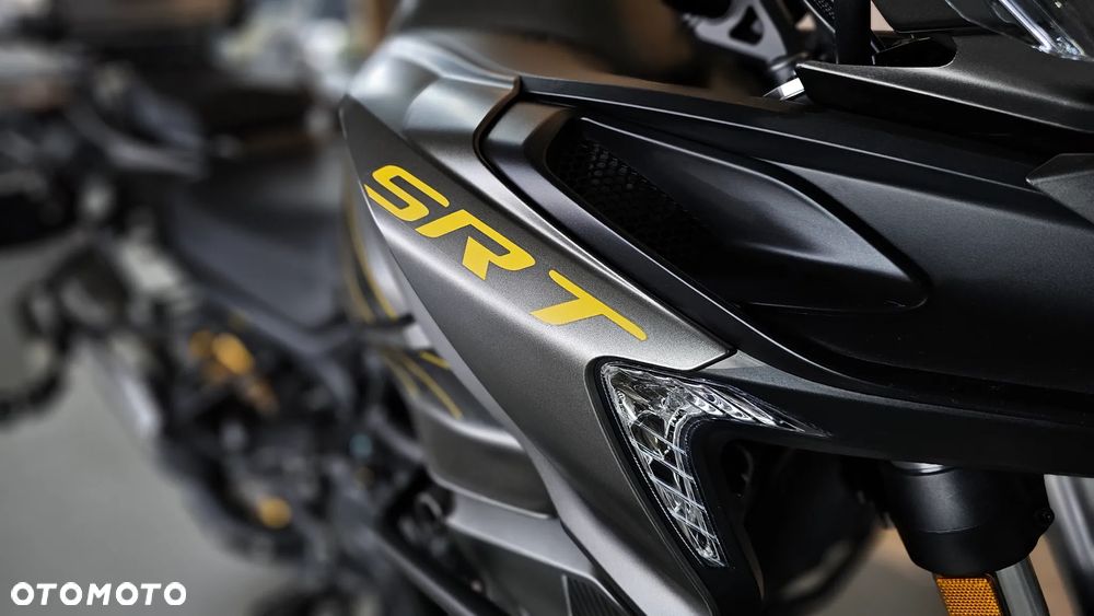 QJMOTOR SRT900SX - 11