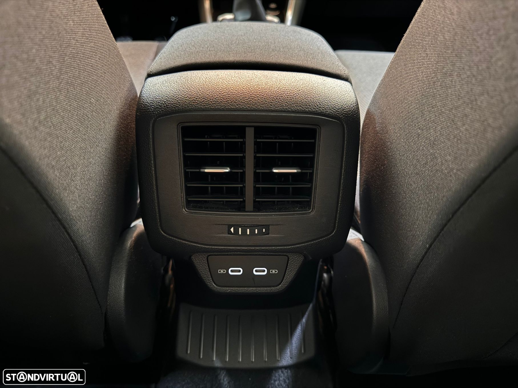 VW T-Roc 1.0 TSI Style - 30