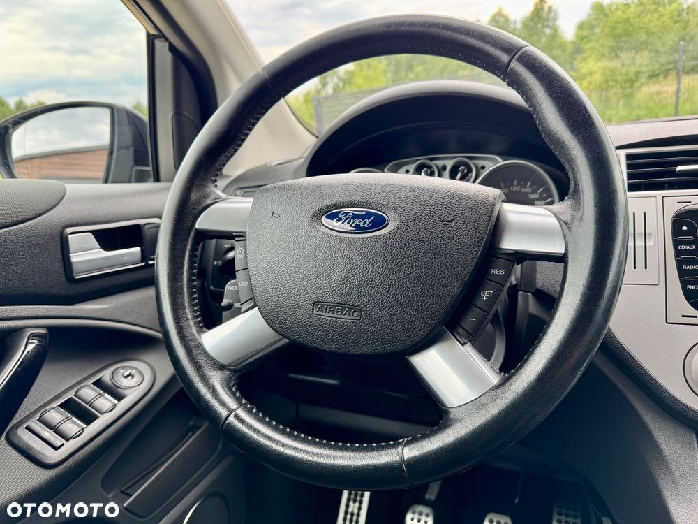 Ford Kuga 2.0 TDCi Titanium S - 9