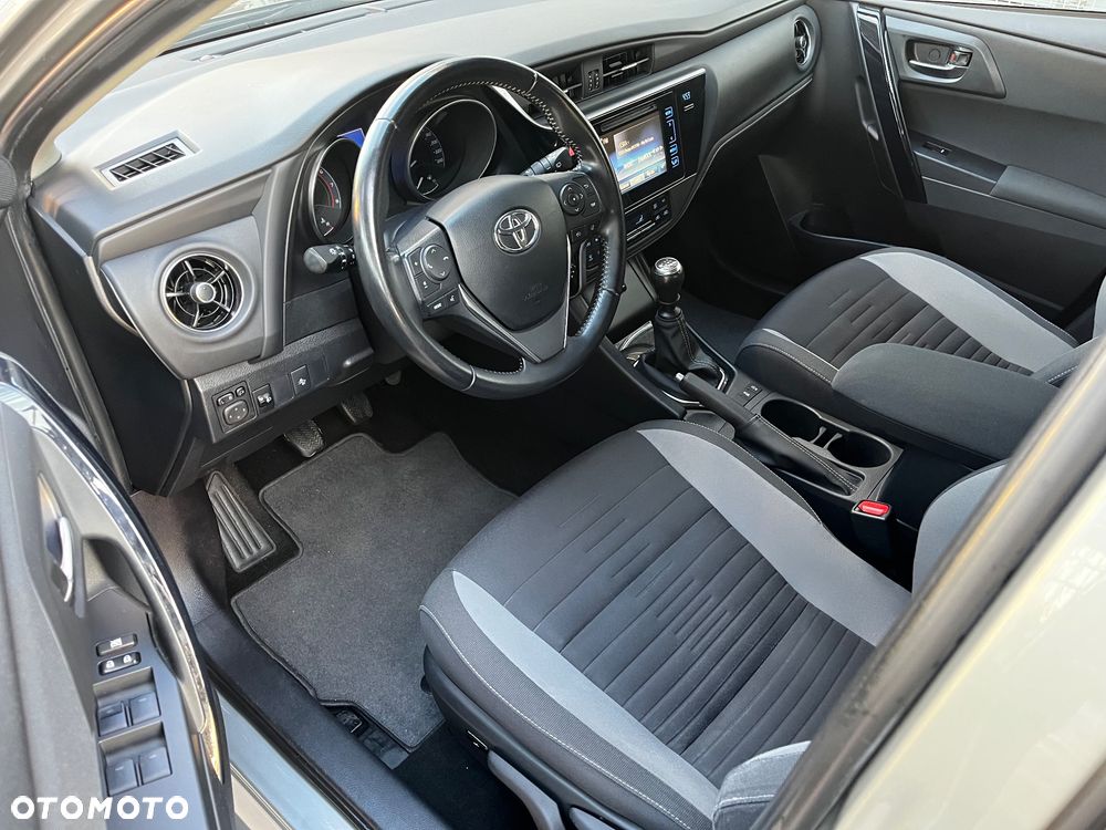 Toyota Auris 1.2 Turbo Comfort - 16