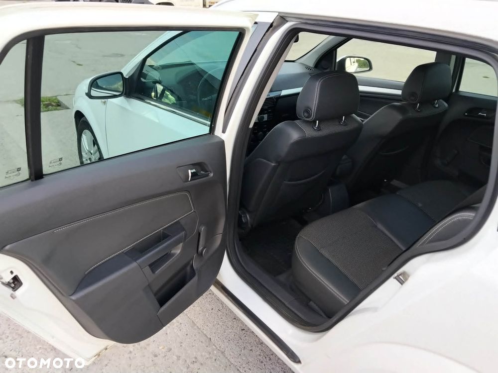 Opel Astra 1.7 CDTI Sport - 14