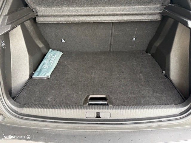 Peugeot 2008 1.2 Hybrid GT e-DCS6 - 16