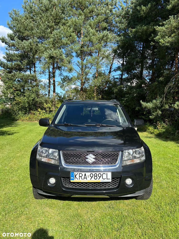 Suzuki Grand Vitara 2.0 Comfort Limited - 27
