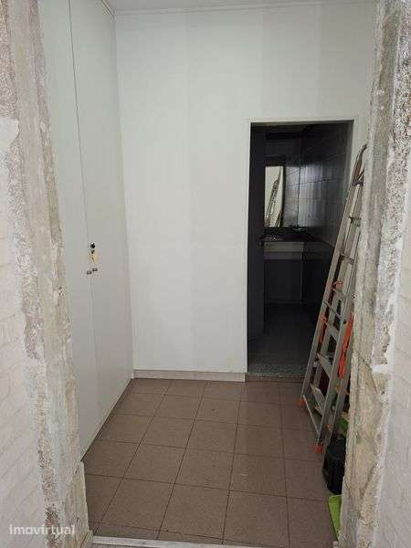 Loja 50m2 para arrendar no Beato - Grande imagem: 3/6