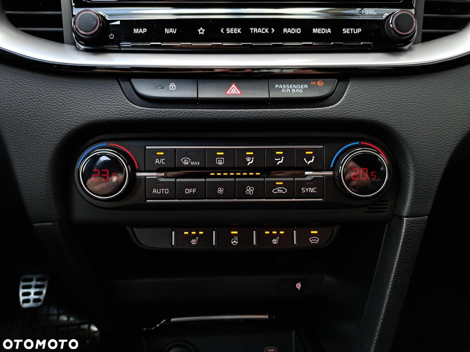 Kia ProCeed - 23
