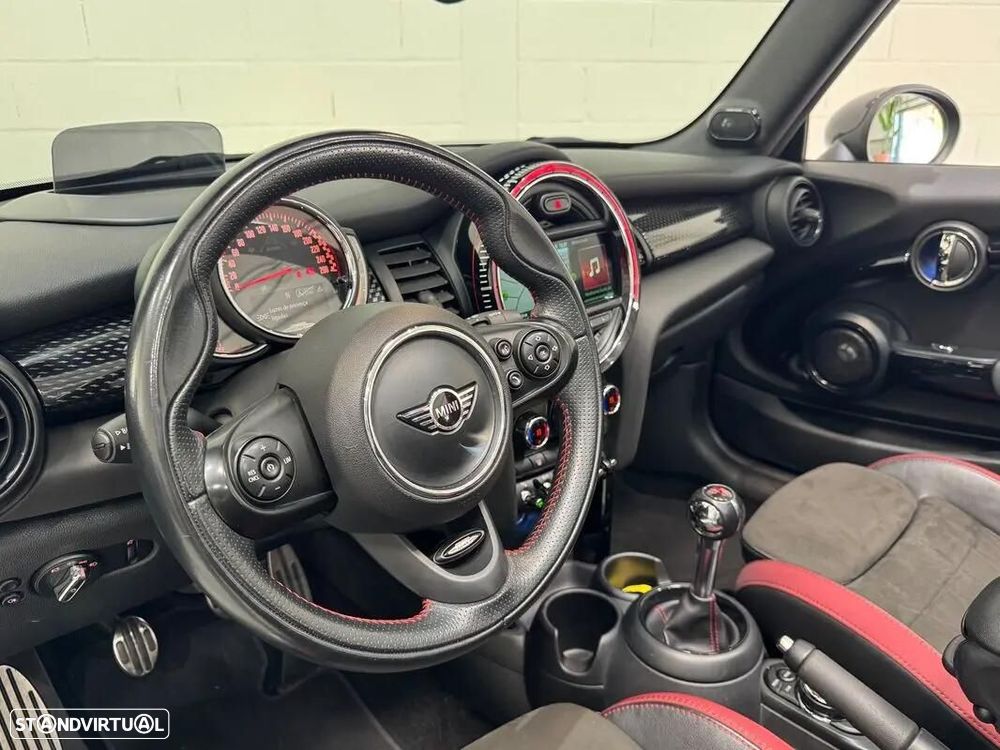 MINI Cabrio - 35