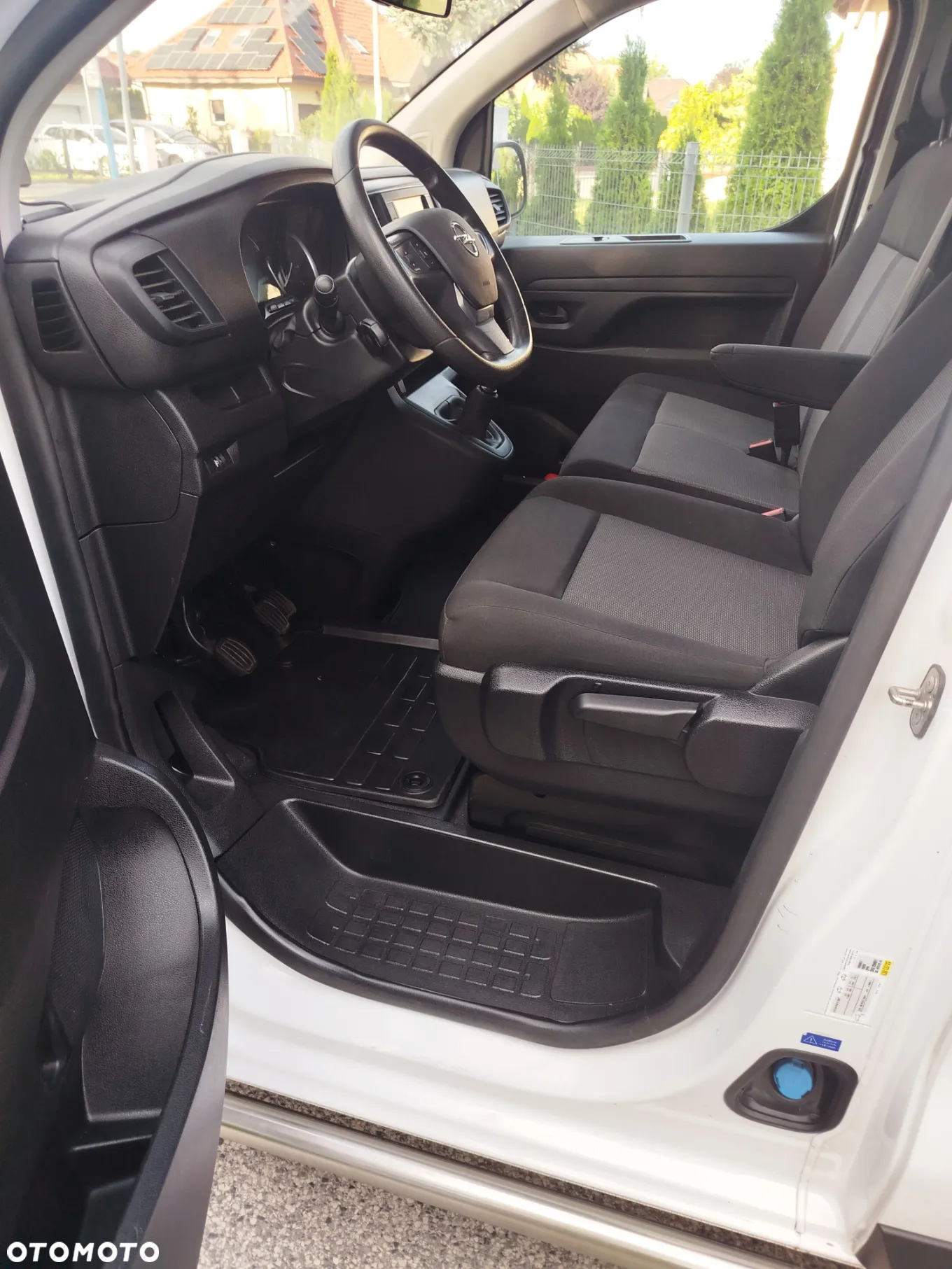Opel VIVARO - 20