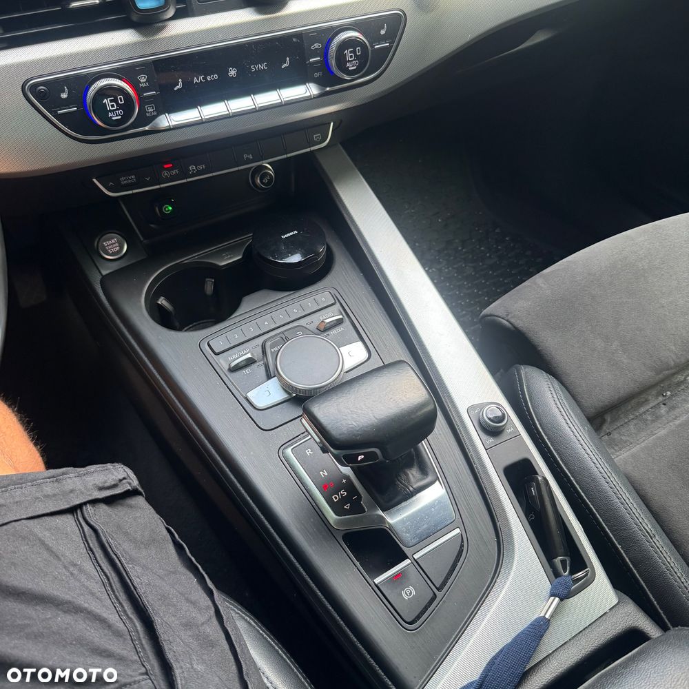 Audi A4 Avant 2.0 TDI Sport S tronic - 13