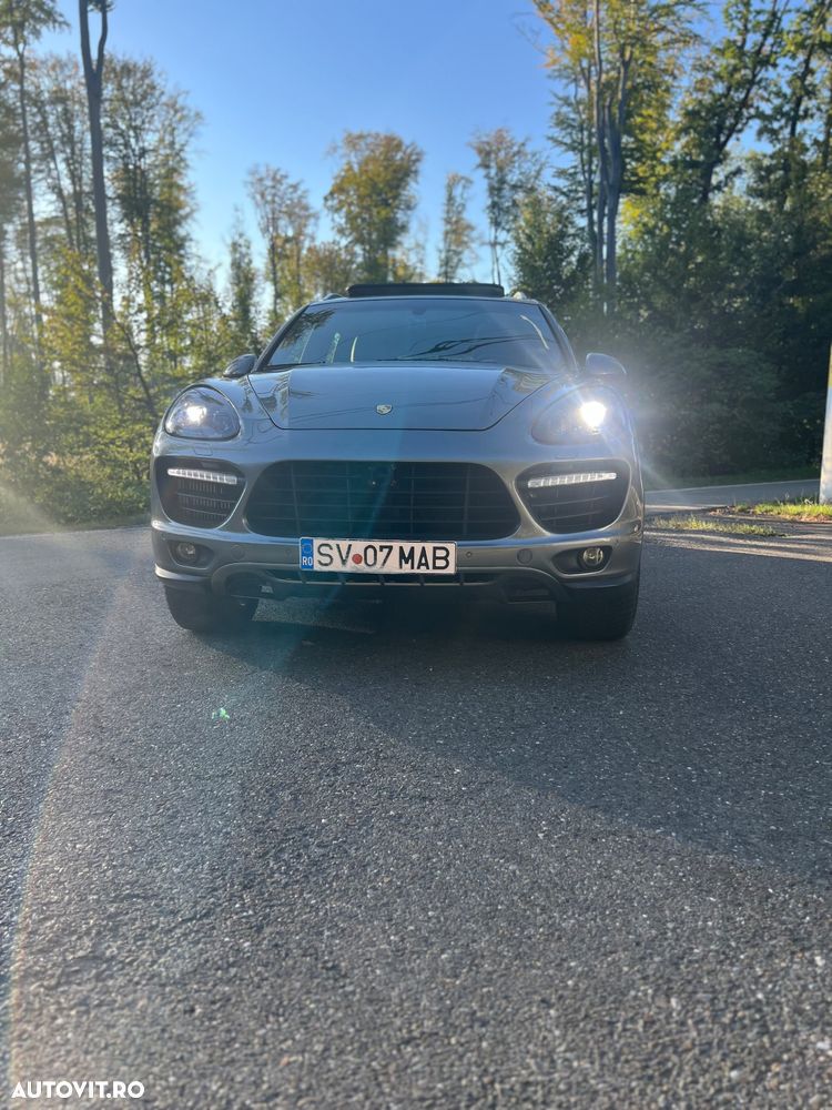 Porsche Cayenne - 3