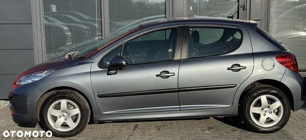 Peugeot 207 - 5