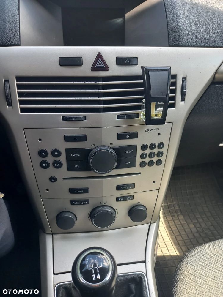 Opel Astra - 13