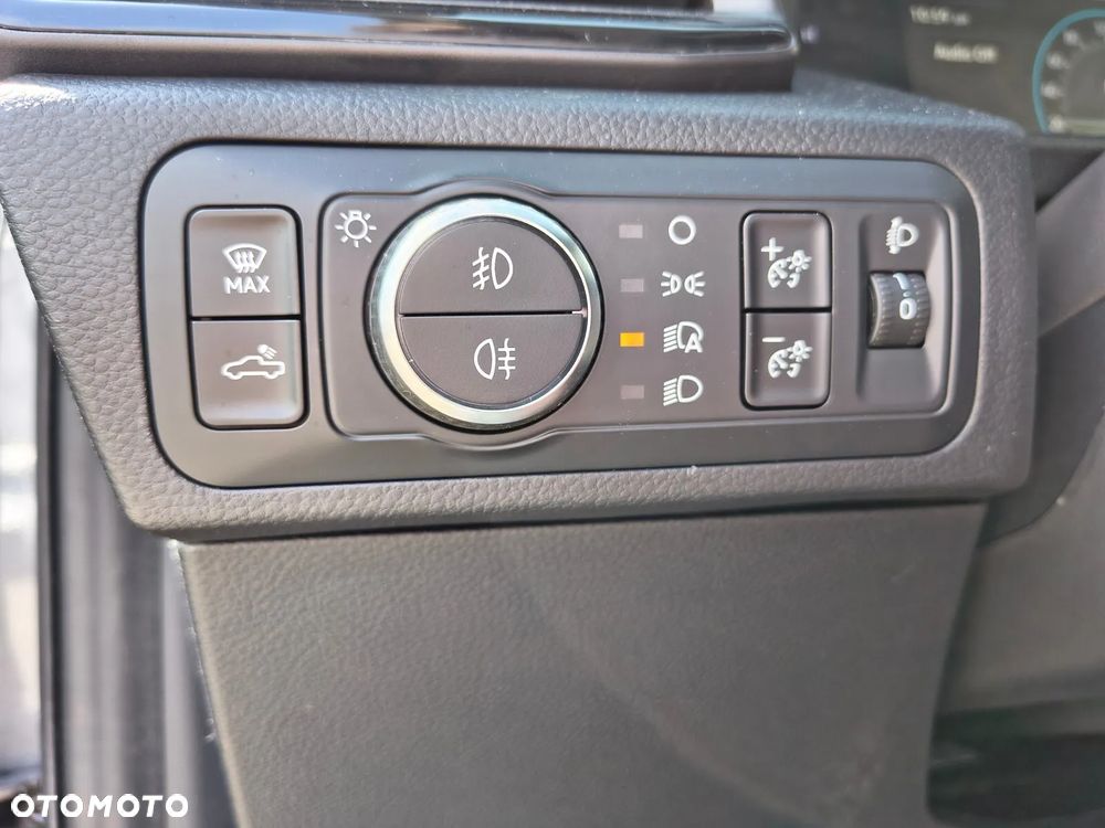 Volkswagen Amarok 2.0 TDI 4Mot Pro Plus - 11