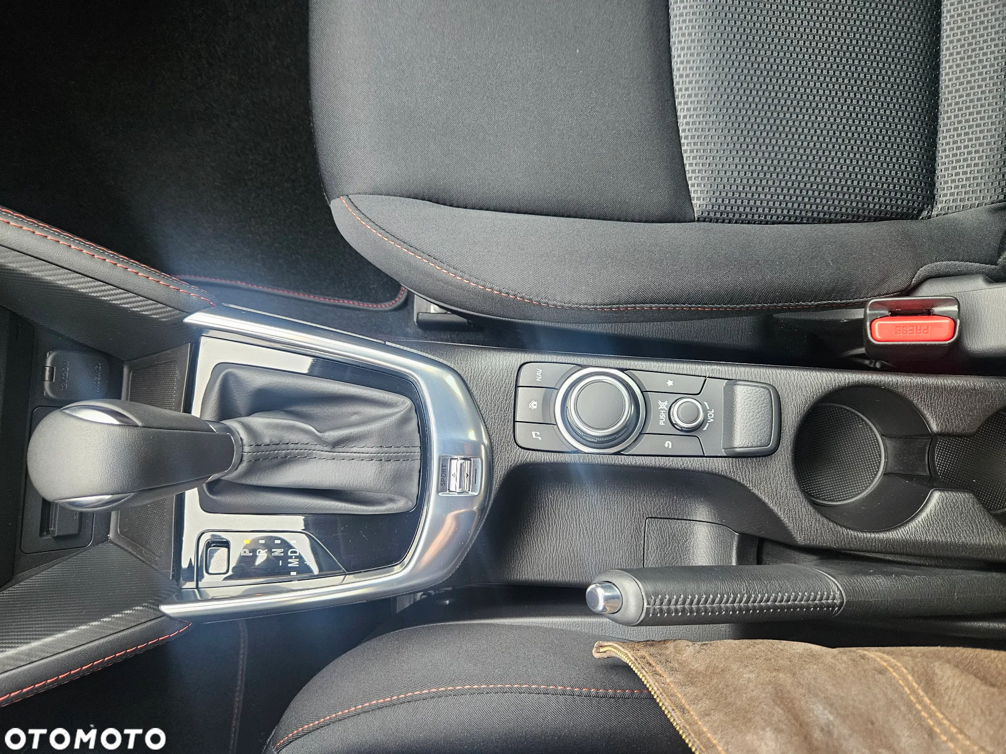 Mazda 2 - 14