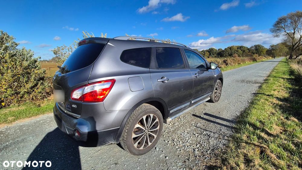 Nissan Qashqai+2 - 4