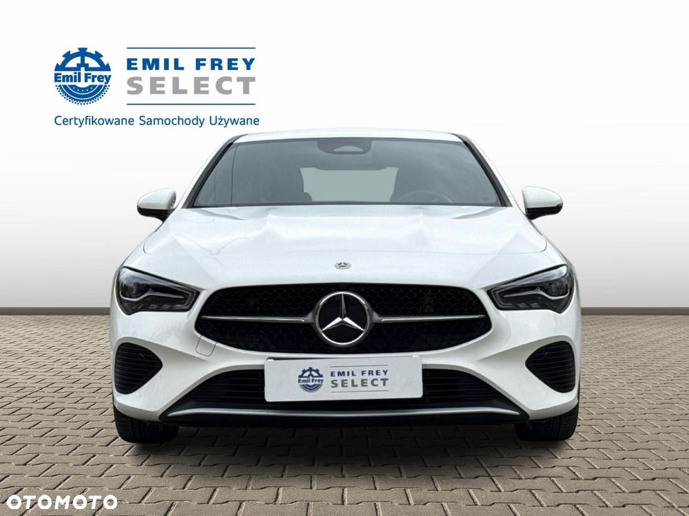 Mercedes-Benz CLA - 8