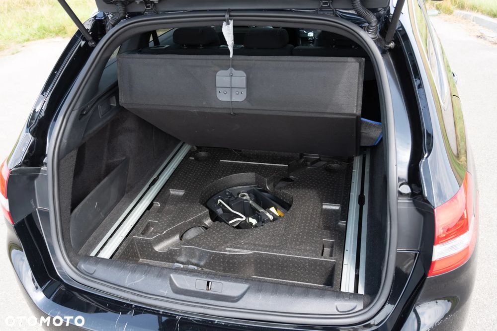 Peugeot 308 1.2 PureTech GPF GT Pack S&S - 36