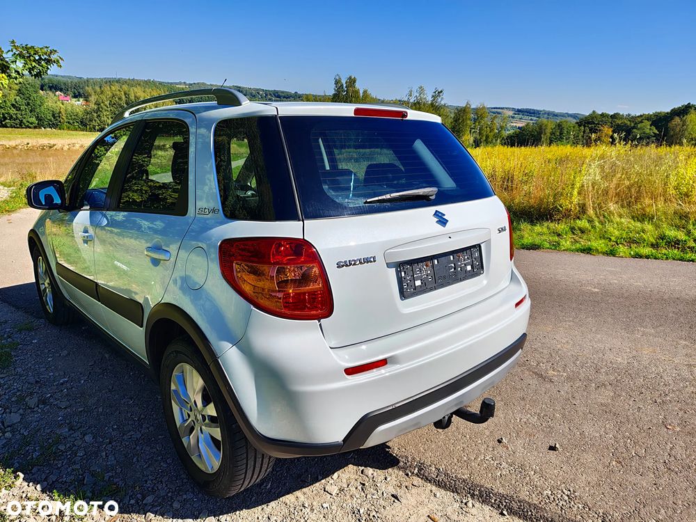 Suzuki SX4 Classic 1.6 VVT 4x2 Style - 3