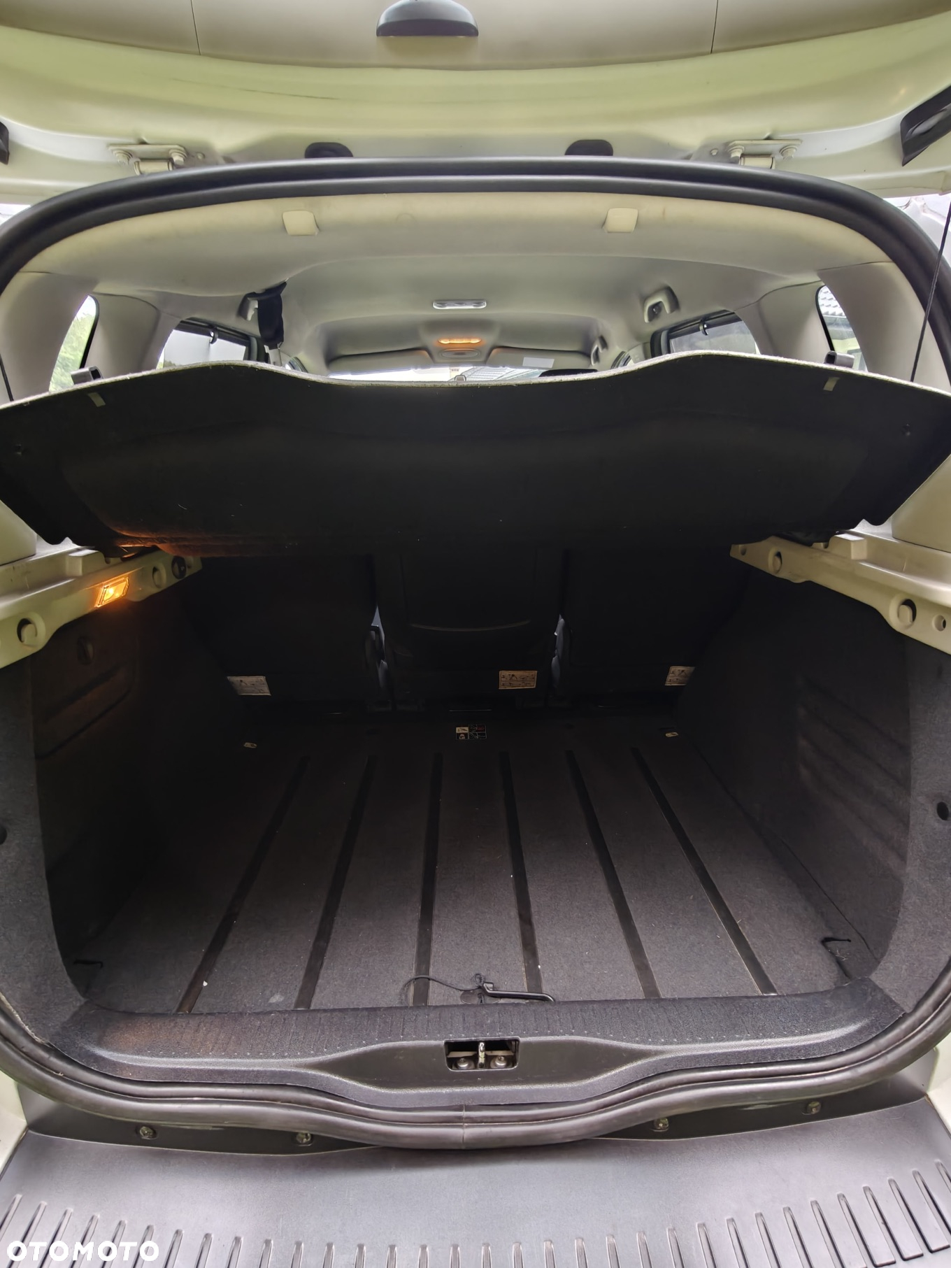 Renault Scenic 1.6 16V 110 Authentique - 16