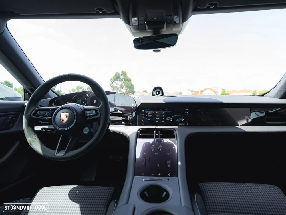 Porsche Taycan Sport Turismo bateria Performance Plus - 27