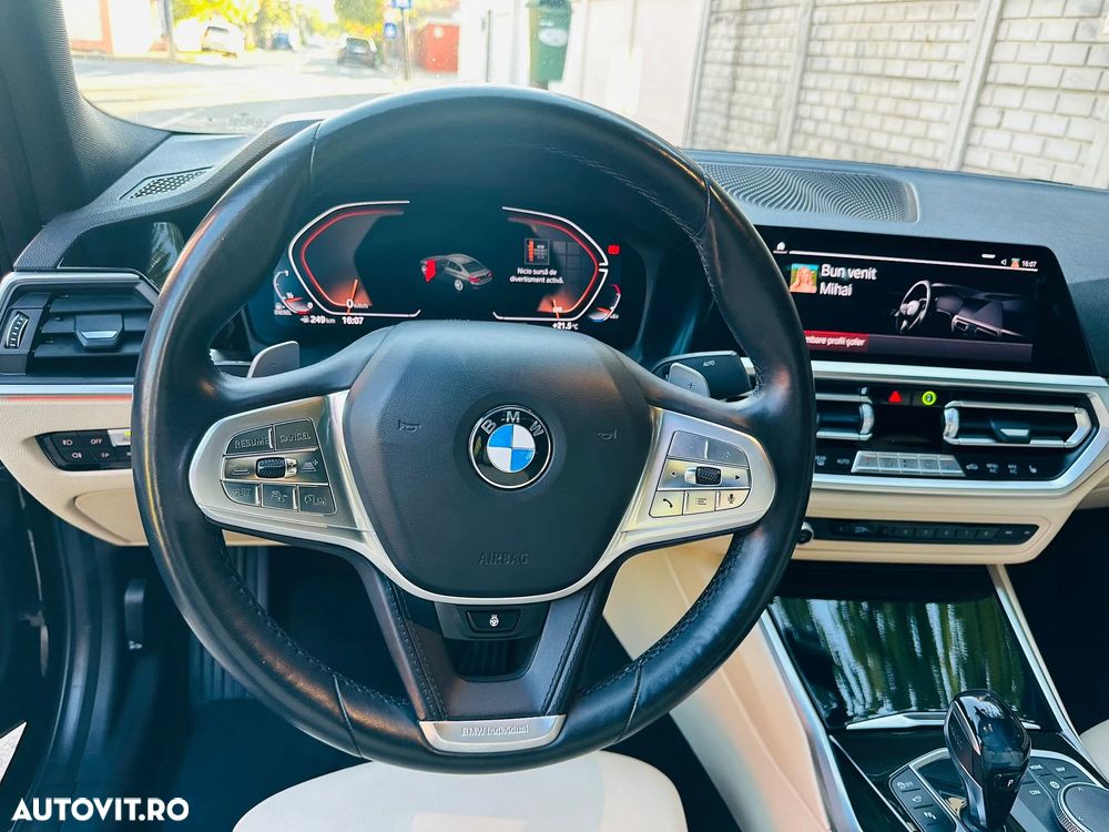 BMW Seria 3 330d xDrive Aut. Sport Line - 12