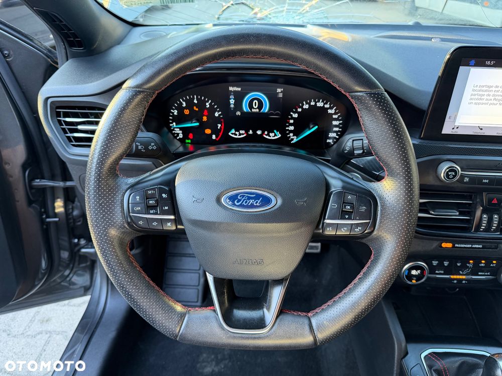Ford Focus - 21