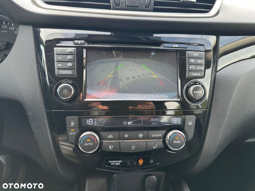 Nissan Qashqai 1.2 DIG-T Tekna - 29