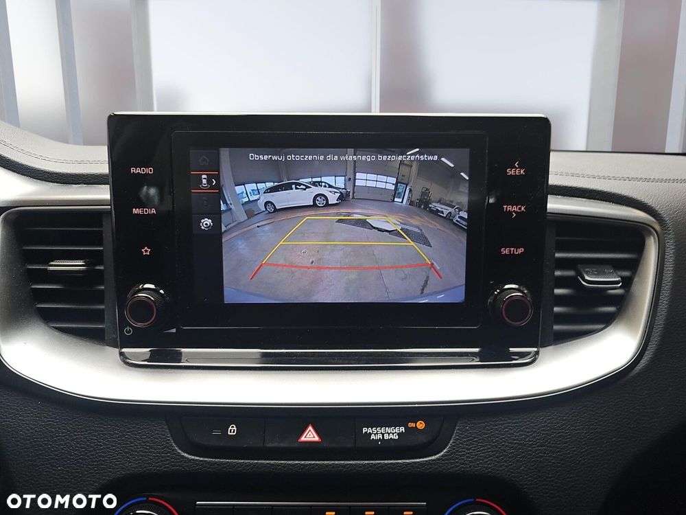 Kia Ceed 1.5 T-GDI M - 17