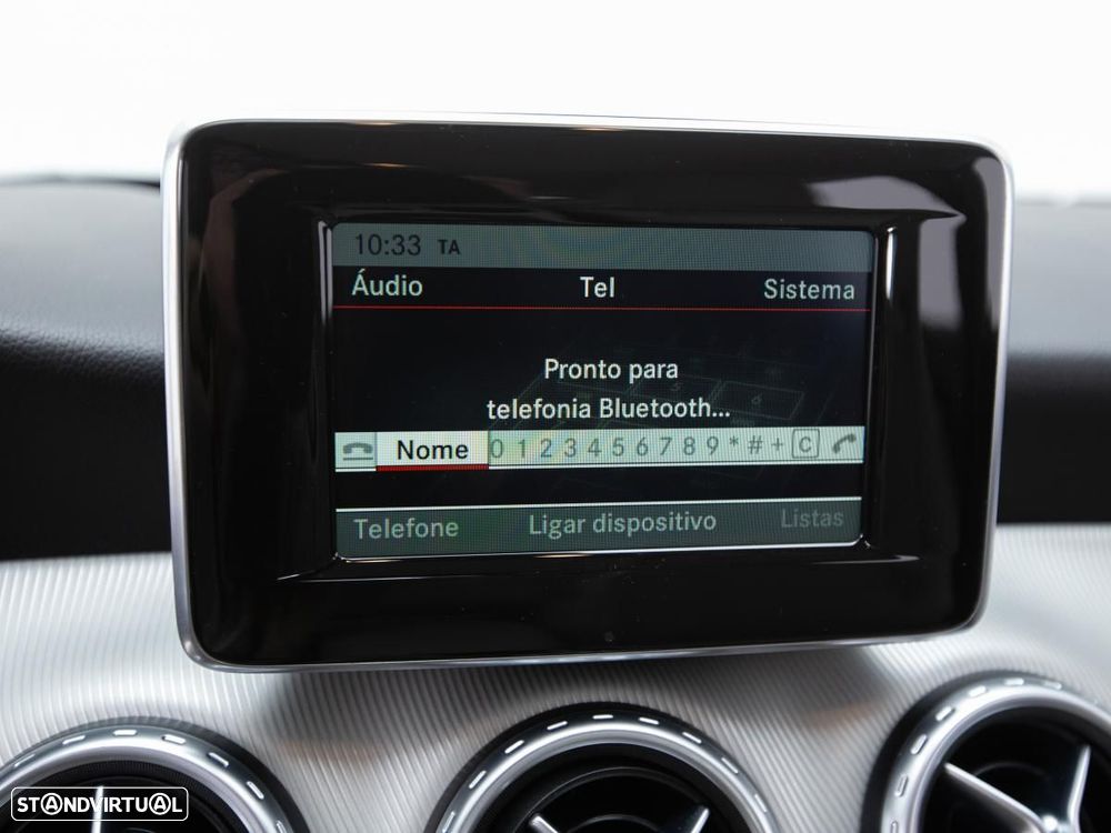 Mercedes-Benz GLA 200 - 18