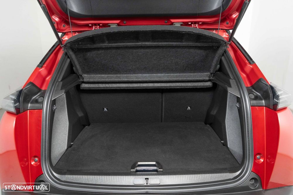 Peugeot 2008 1.2 PureTech Allure Pack EAT8 - 14