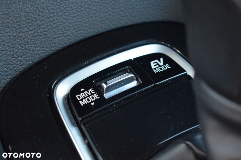 Toyota Corolla 2.0 Hybrid Comfort - 15
