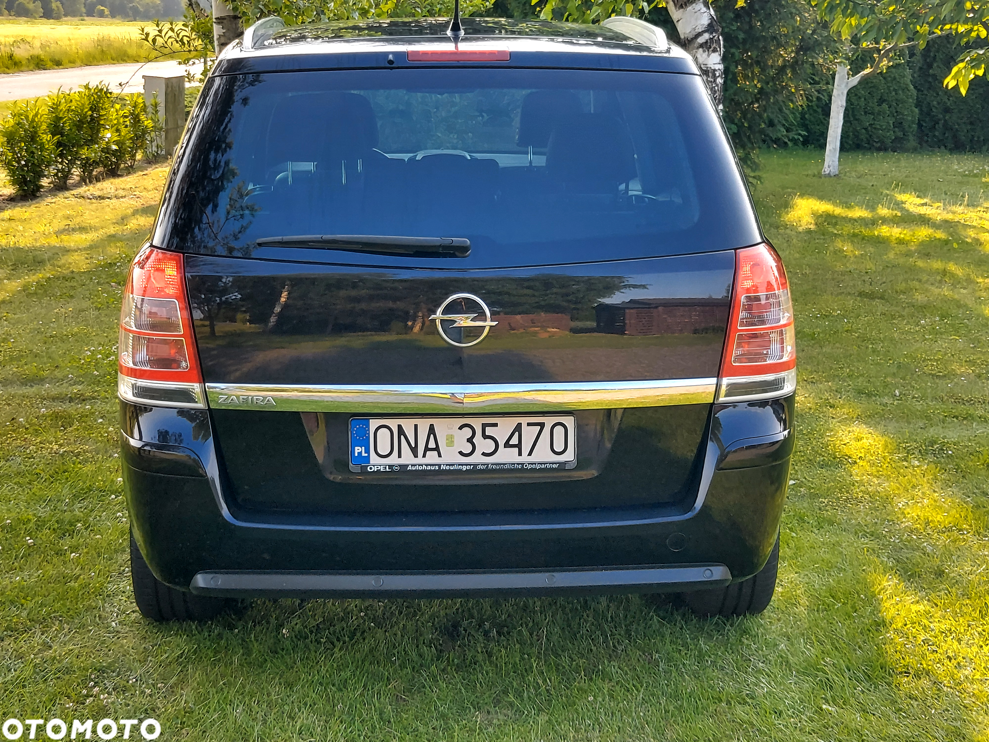 Opel Zafira 1.8 Cosmo - 9
