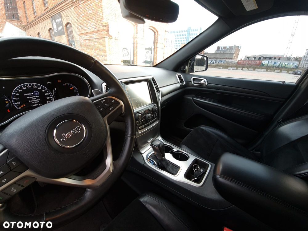 Jeep Grand Cherokee - 13