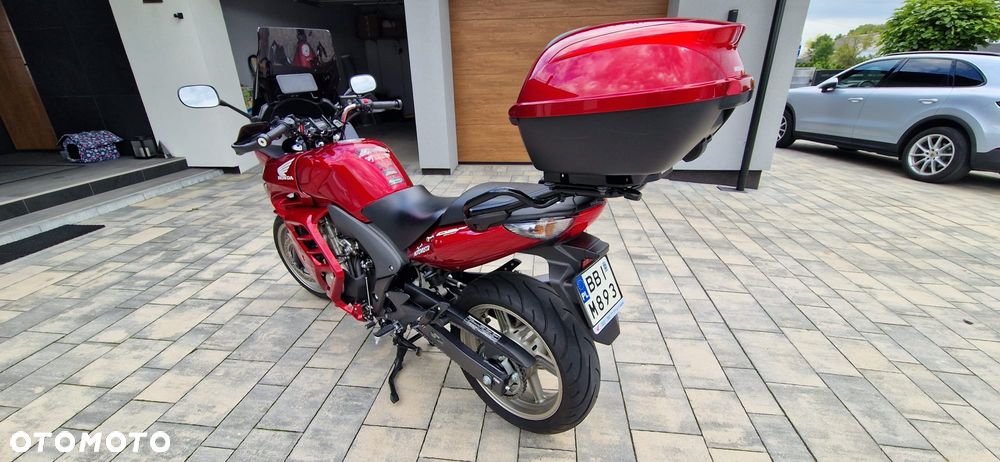 Honda CBF - 8