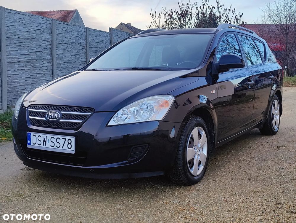 Kia Ceed 1.4 CVVT Attract - 27