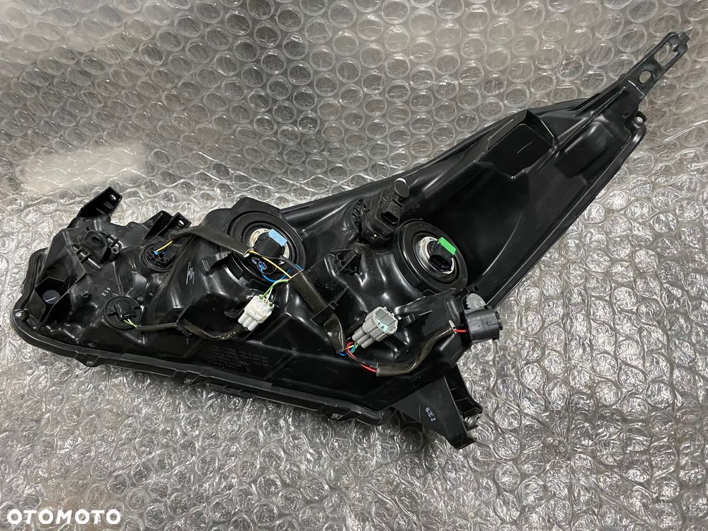 LAMPA PRAWA H7 LED NISSAN MICRA V K14 26010-5FA0A CIEMNA ZE SREBRNYM - 7