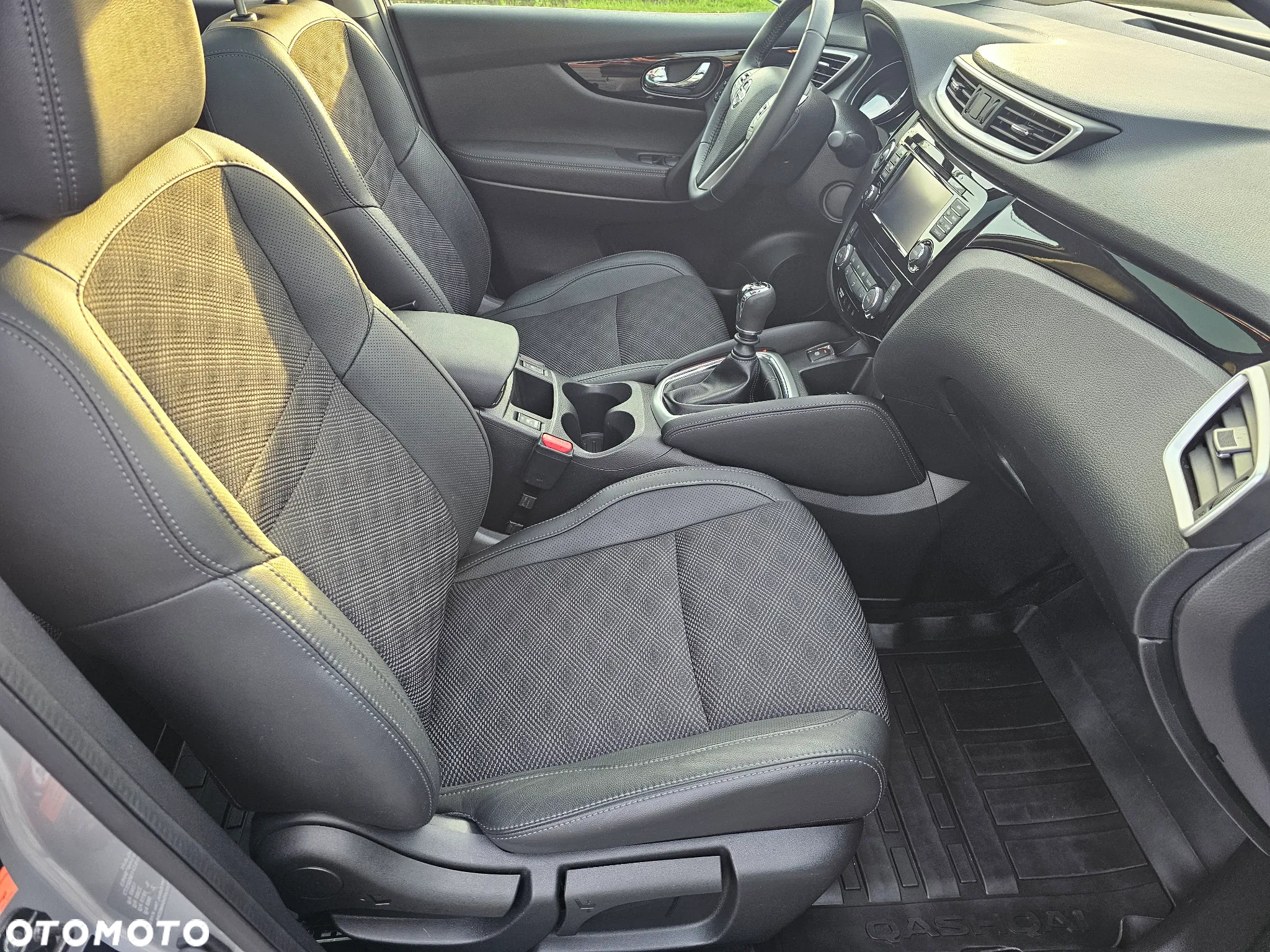 Nissan Qashqai 1.6 DIG-T Tekna - 8