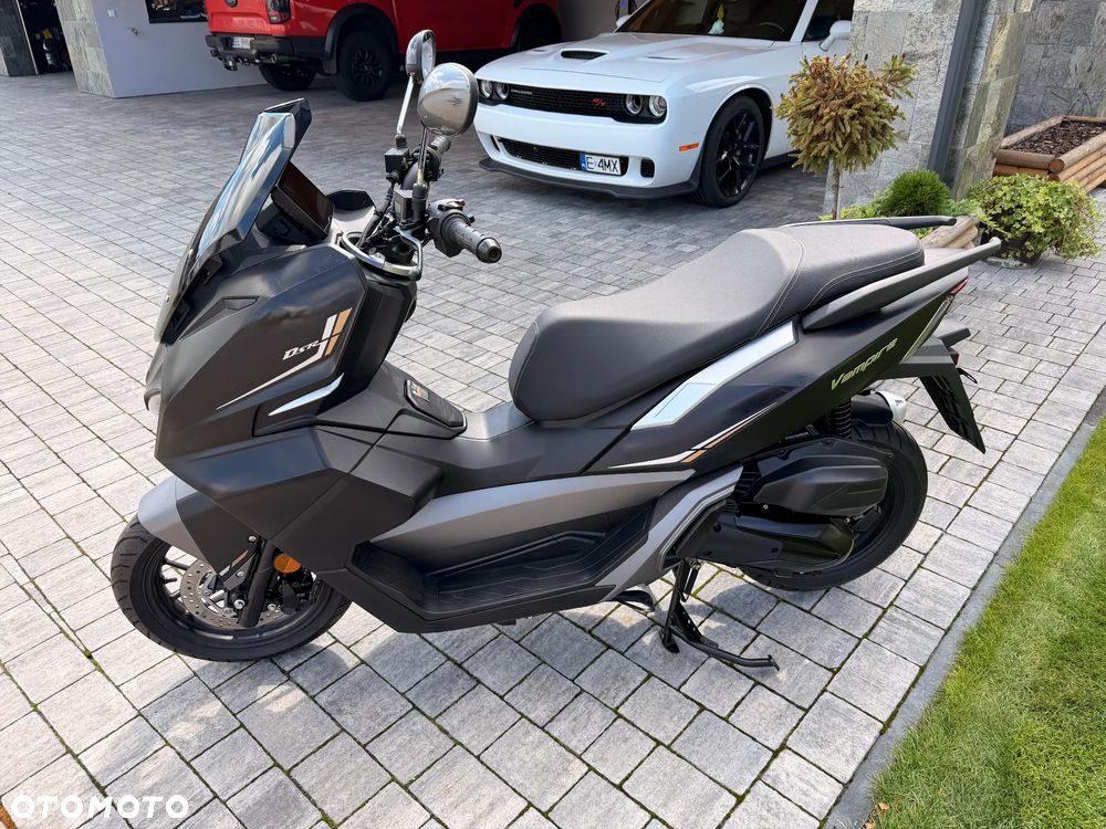 Yamaha NMAX - 7