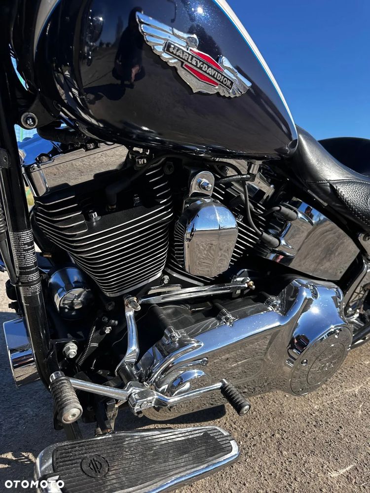 Harley-Davidson Softail Deluxe - 17